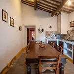 Castello Valenzino 3*