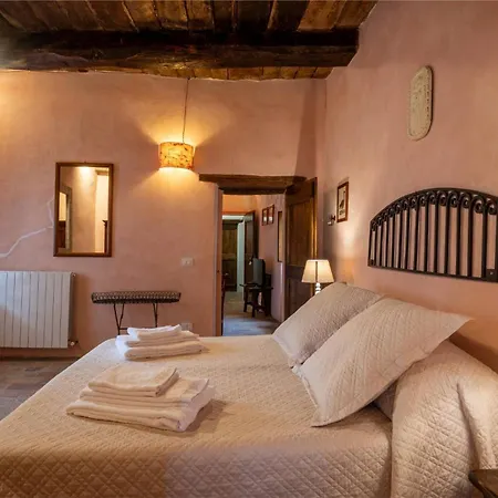 Castello Valenzino 3*