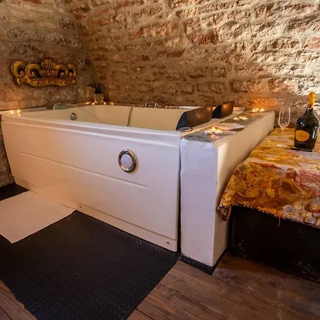 Castello Valenzino 3*