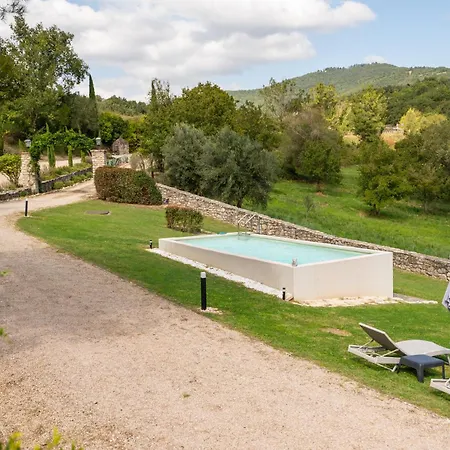 Castello Valenzino 3* Antognola