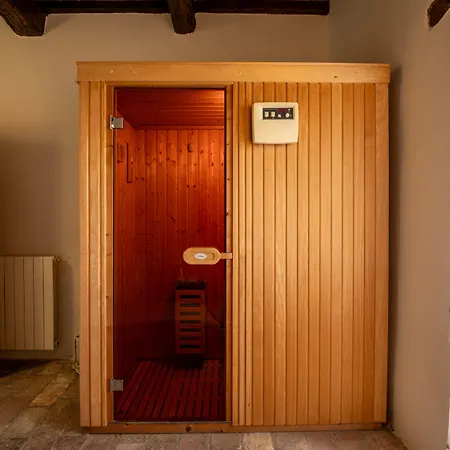 Castello Valenzino 3* Antognola