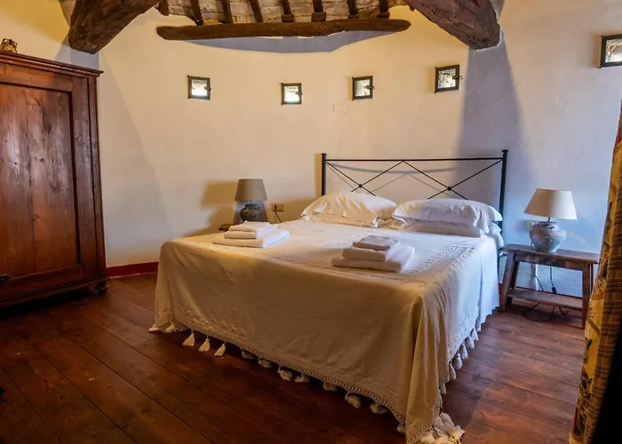 Castello Valenzino 3*