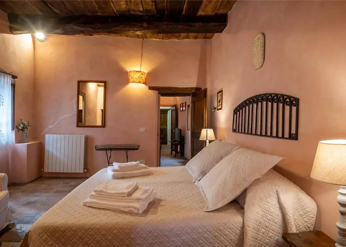 Castello Valenzino 3*