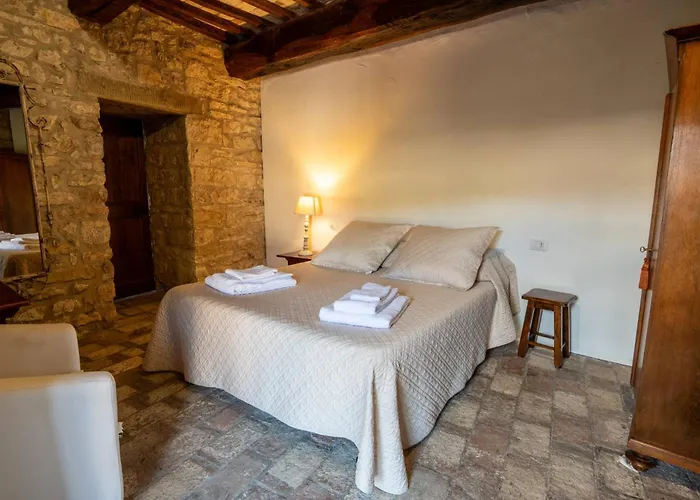 Castello Valenzino 3*