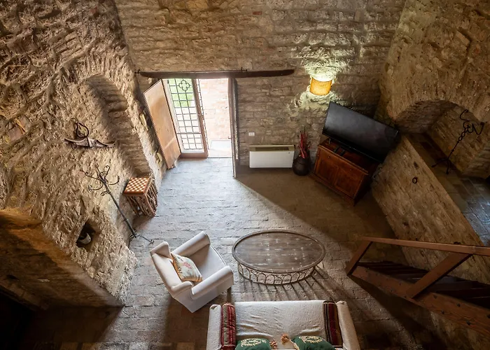 Castello Valenzino 3*